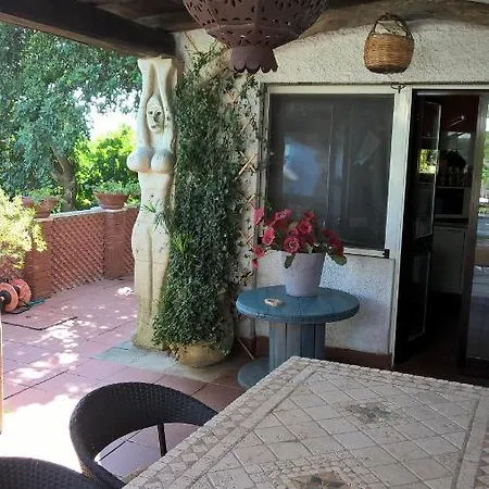 Asinara فندق مبيت وإفطار بلاتامونيس